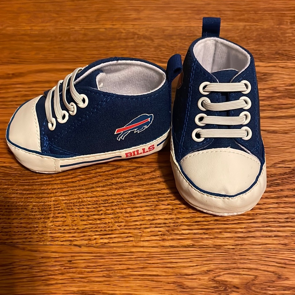 Bills baby shoes